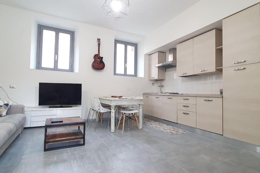 Casa Gernetto Apartment Lesmo ภายนอก รูปภาพ